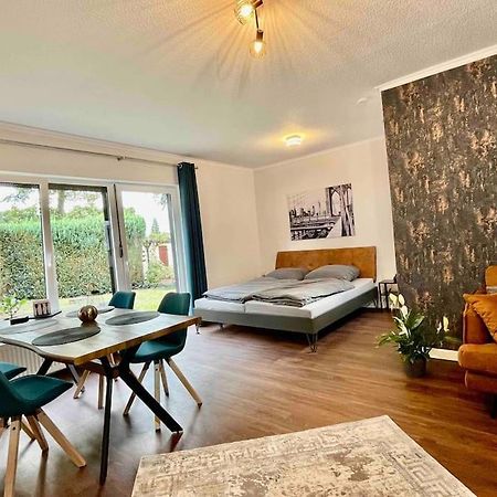 Studioappartement Mit Privatgarten In Ruhiger Wohnsiedlung Neumünster Extérieur photo